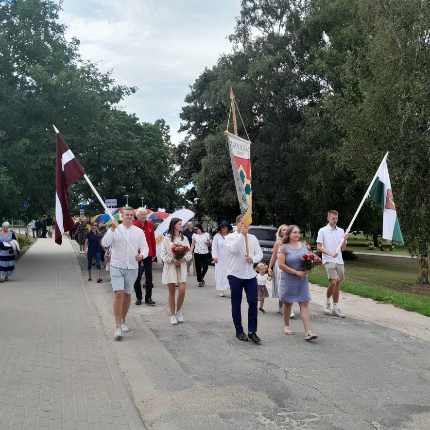 Madlienas svētki vienā elpā!