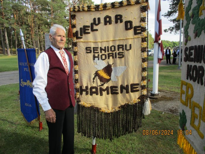Ar kora karogu