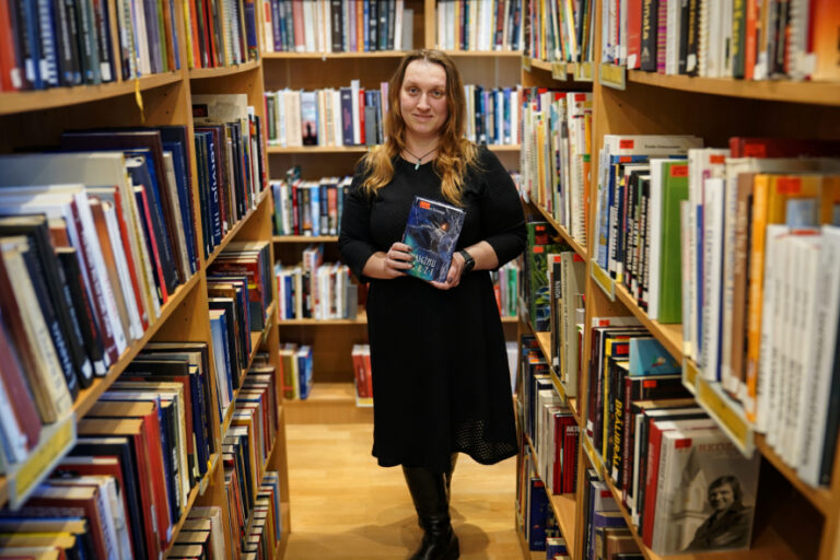 Kamēr nāk cilvēki, bibliotēka dzīvo