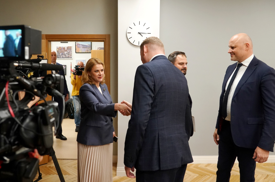 Dzīvosim draudzīgi: intereses, strīdus pie malas?