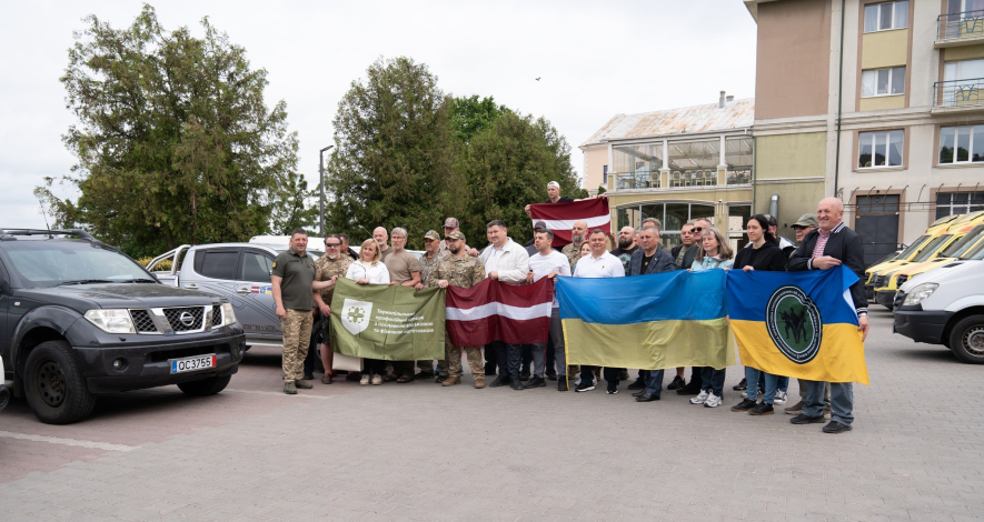 Palīdzības konvojs sasniedzis Ternopiļu